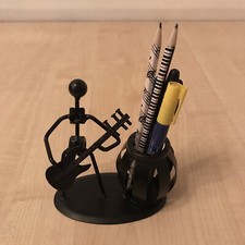 GUITAR FIGURE / FIGURINE IRON