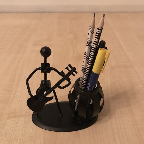 Guitar figure figurine iron - /,
