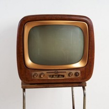 VINTAGE JEALOUS TV