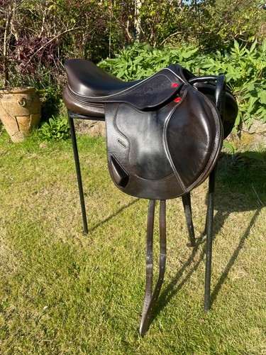 John whitaker rome jump saddle - john,