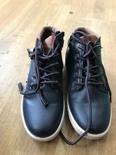 LEVI'S Boys Leather Ankle Boots Black Tan w Red Trim Lace & Zip Closure UK1