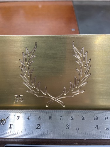 Large laurel wreath solid - laurel,