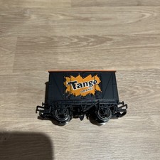 Hornby Vea Single Vent Van