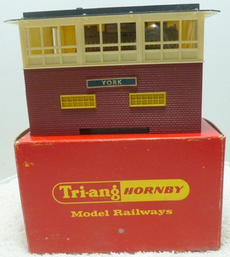 Tri ang hornby - tri-ang, modern