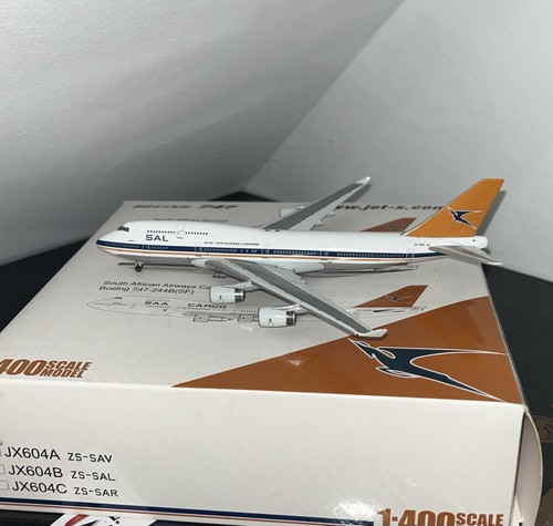 Jet 400 boeing 747 444 - ex,