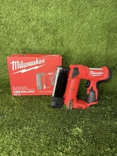 Milwaukee M12 12V 23-Gauge
