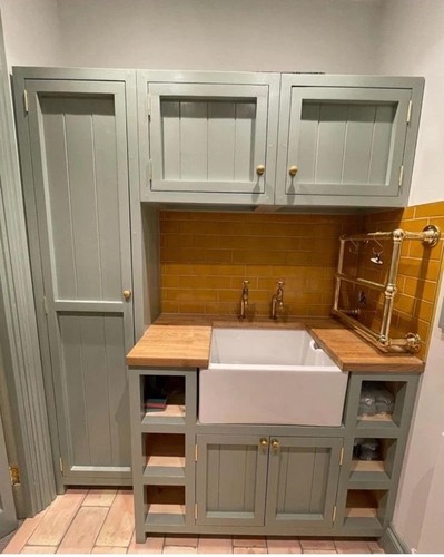 Small kitchen utility room - small,
