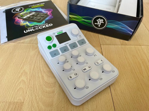 Mackie caster studio - studio, (white)