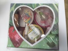 Body Shop gift box new