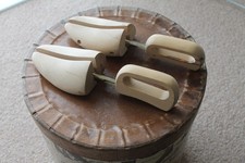 Men's wooden shoe trees medium