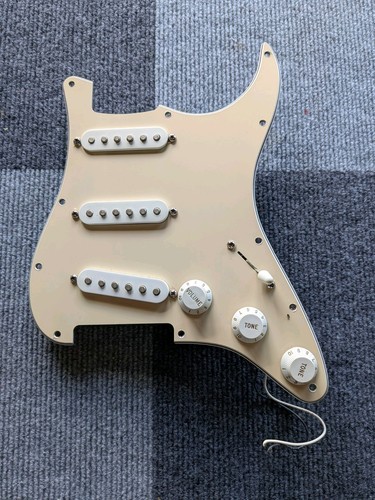 Fender mim 2007 loaded - fender,