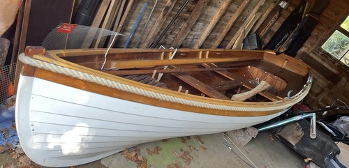 Whitehall wooden dinghy rowing - whitehall,