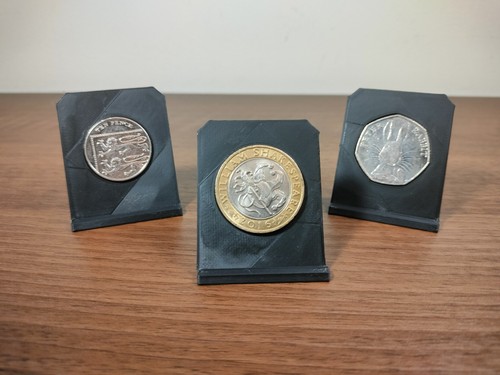50p 10p coins display - 50p/£2/10p,