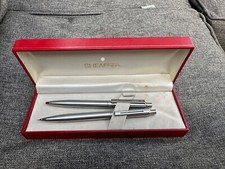 Vintage Sheaffer White Dot pen