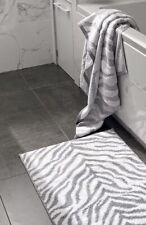 Zebra Jacquard Bath Towels
