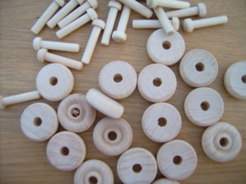 10x wooden toy wheels axles - 10x,
