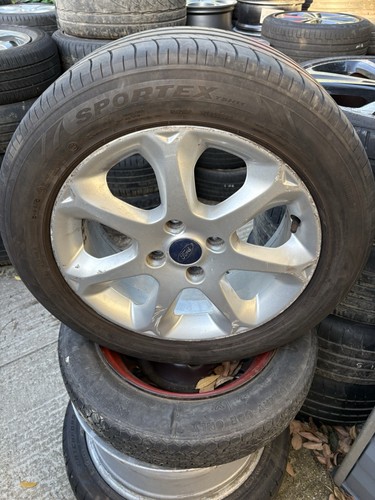 Ford fiesta 7 8 - 16",