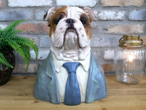Quirky large british bulldog - quirky,