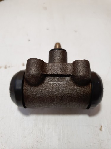 Wheel cylinder rear left right - rear,