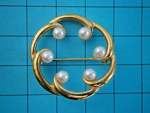 Bt421 vintage gold tone - vintage,