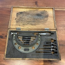 Mitutoyo 104-162 Interchangeable Micrometer 2-6”