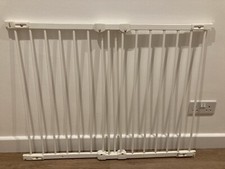 BABYDAN FLEXI FIT GATE METAL WHITE 67CM - 105.5CM