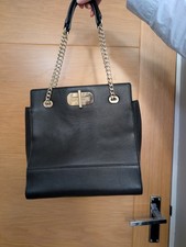 Tommy Hilfiger Black Leather Shoulder Bag with Golden Chain