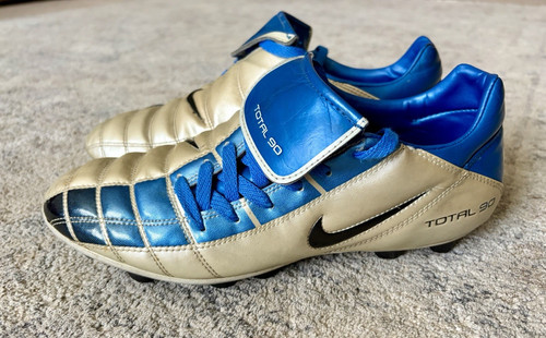 Nike total football boots - 90,