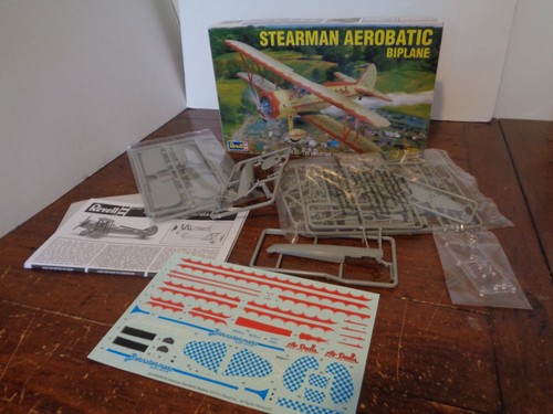Revell 5269 stearman - revell,