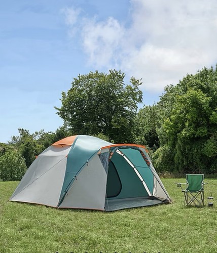 Teal grey person - 6, tent