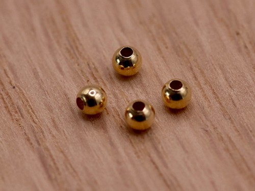 9ct gold round - 9ct, beads