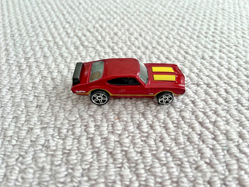 Hot wheels oldsmobile olds - ,