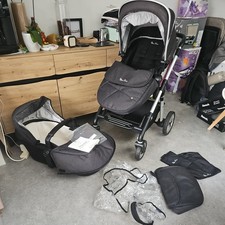 Silver Cross Pioneer Carrycot