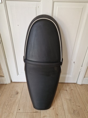 Triumph bonneville seat saddle - triumph,