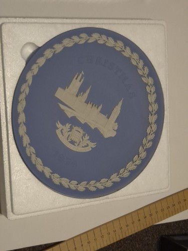 1974 wedgwood blue white - wedgwood, &