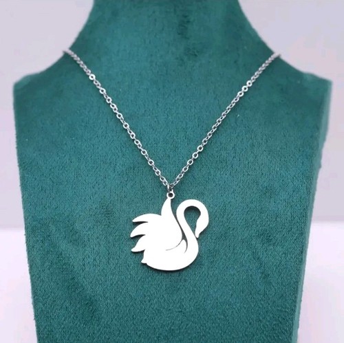 Swan necklace polished silver - necklace,