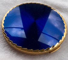 Vintage Stratton "Queen"