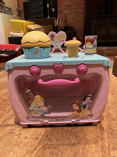 Disney princess toy oven - princess,