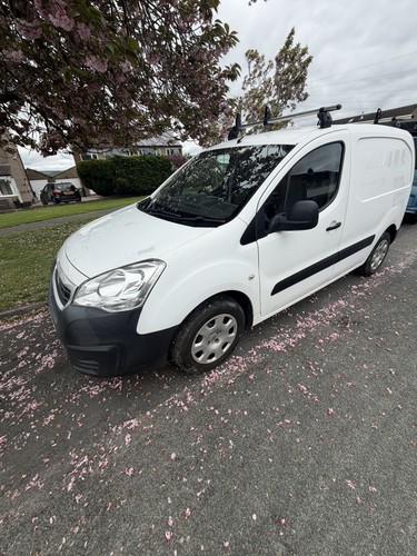 Peugeot partner hdi 66 - –,