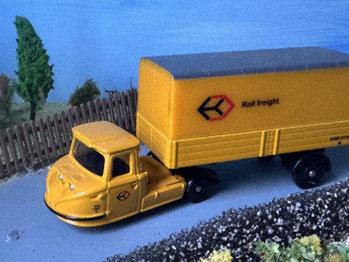 Lledo trackside rail freight - lledo,