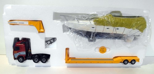 Corgi scale cc12413 volvo - scale,