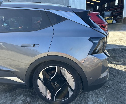 Renault scenic tech quarter - renault,