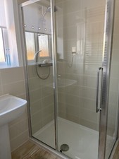 Ideal Standard  Shower Screen With Sliding  Glass Door 118cm Wide  Class Chrome