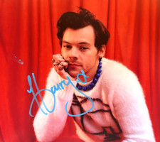 HARRY STYLES Signed 8x10 inch