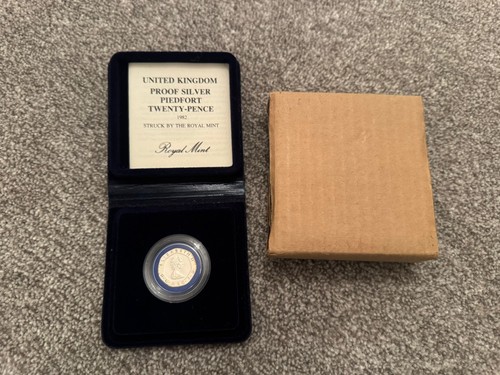 1982 20p silver - silver, proof