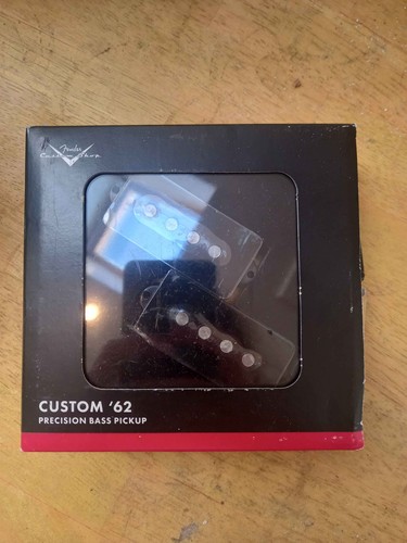 Fender custom shop p - fender,