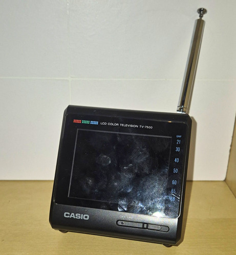 Casio 7500 7in lcd - tv-7500, 2.7in