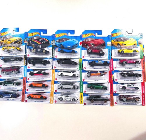 2022 hot wheels m521 - hot,