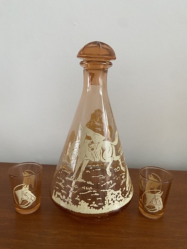 Vintage amber glass fox hunt - amber,