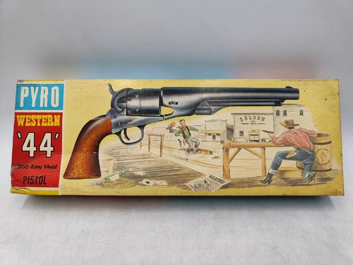 Pyro scale western - 1:1,